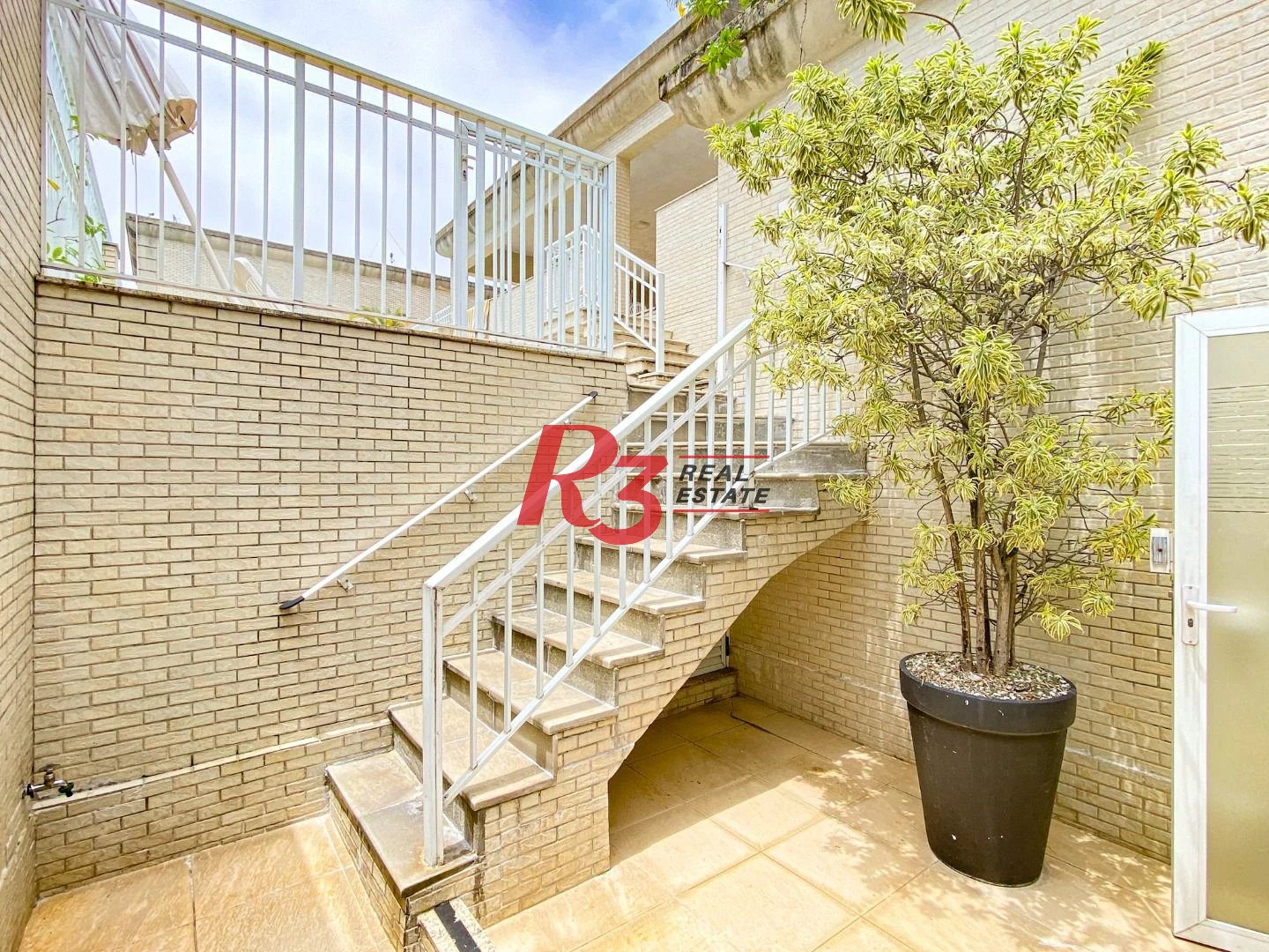 Cobertura com 4 dormitórios à venda, 430 m² por R$ 5.000.000 no Boqueirão em Santos/SP