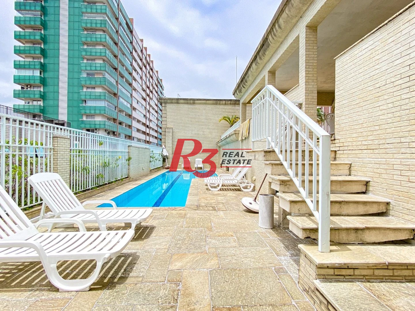 Cobertura com 4 dormitórios à venda, 430 m² por R$ 5.000.000 no Boqueirão em Santos/SP