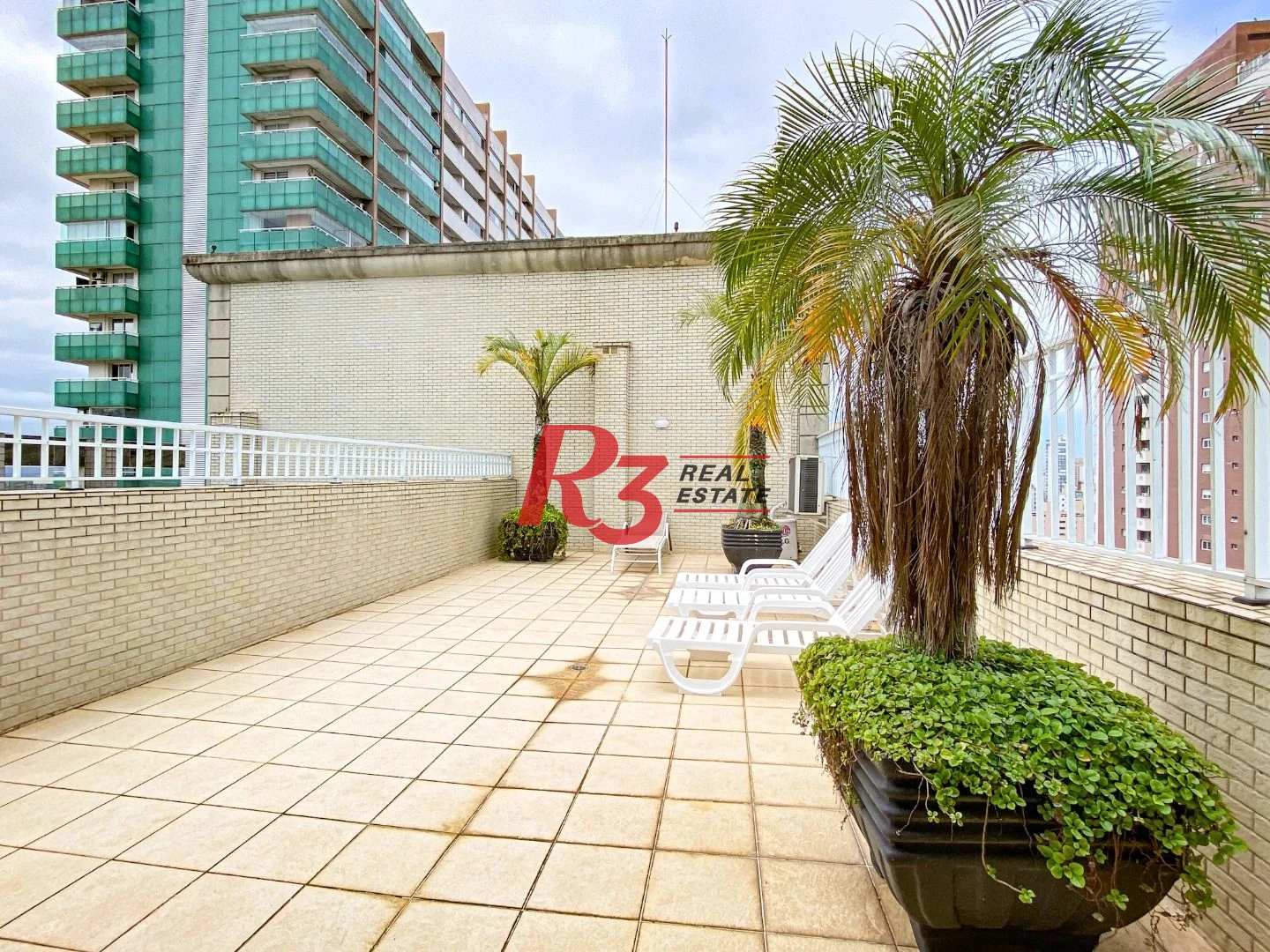 Cobertura com 4 dormitórios à venda, 430 m² por R$ 5.000.000 no Boqueirão em Santos/SP