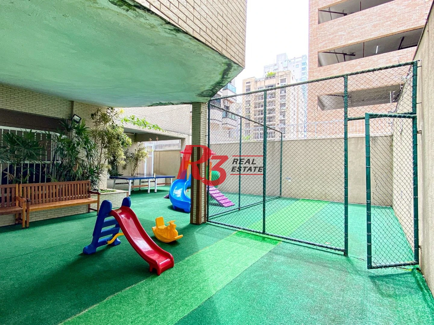 Cobertura com 4 dormitórios à venda, 430 m² por R$ 5.000.000 no Boqueirão em Santos/SP