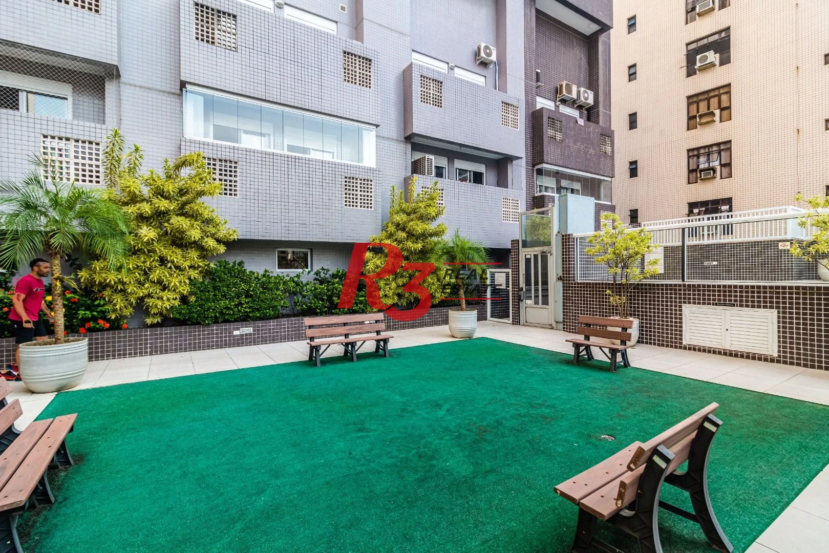 Apartamento com 3 dormitórios à venda, 115 m² por R$ 2.300.000,00 - Pompéia - Santos/SP
