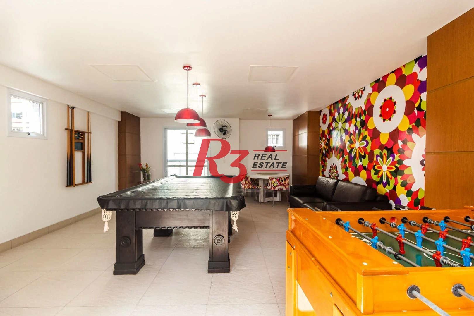 Apartamento com 3 dormitórios à venda, 115 m² por R$ 2.300.000,00 - Pompéia - Santos/SP