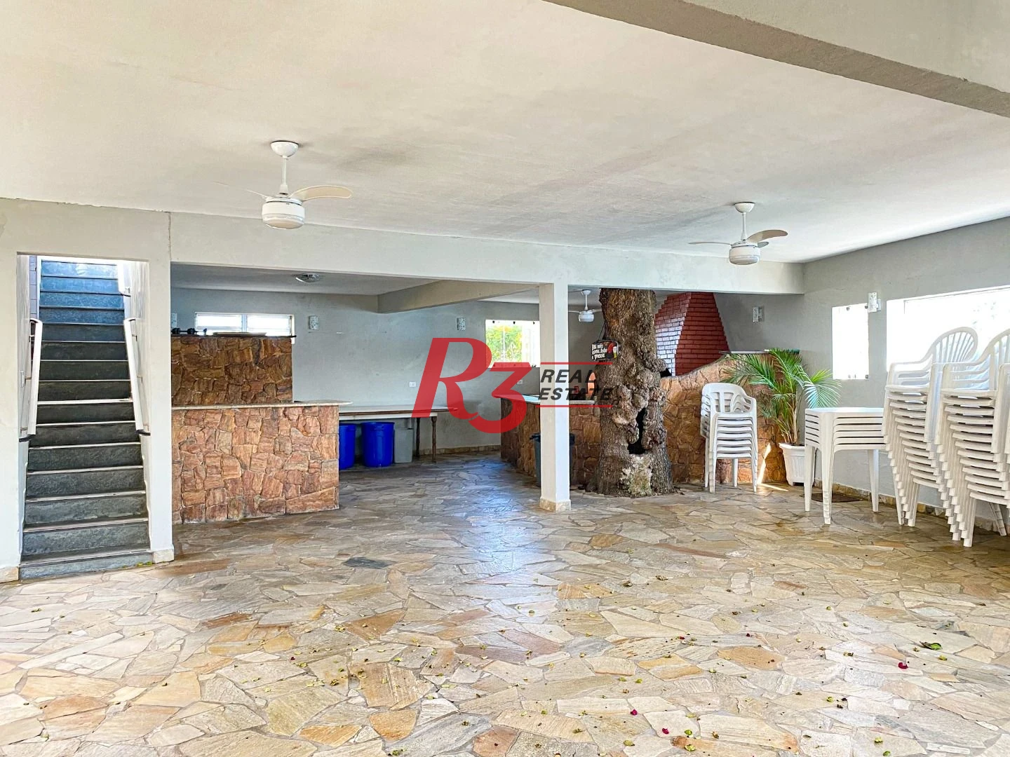 Apartamento com 3 dormitórios à venda, 210 m² - Itararé - São Vicente/SP