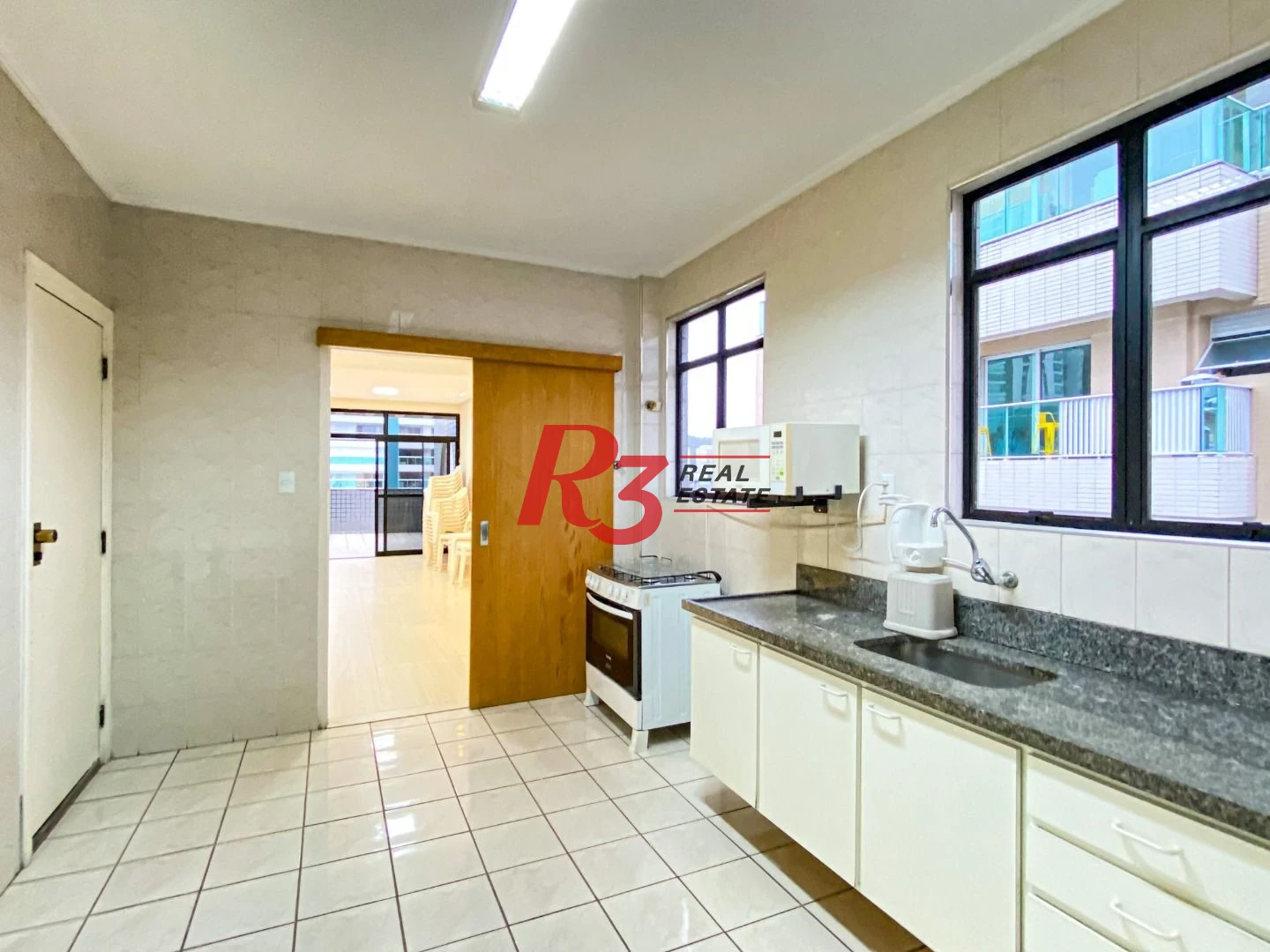Apartamento com 3 dormitórios para alugar, 146 m² por R$ 7.000,02/mês - Pompéia - Santos/SP