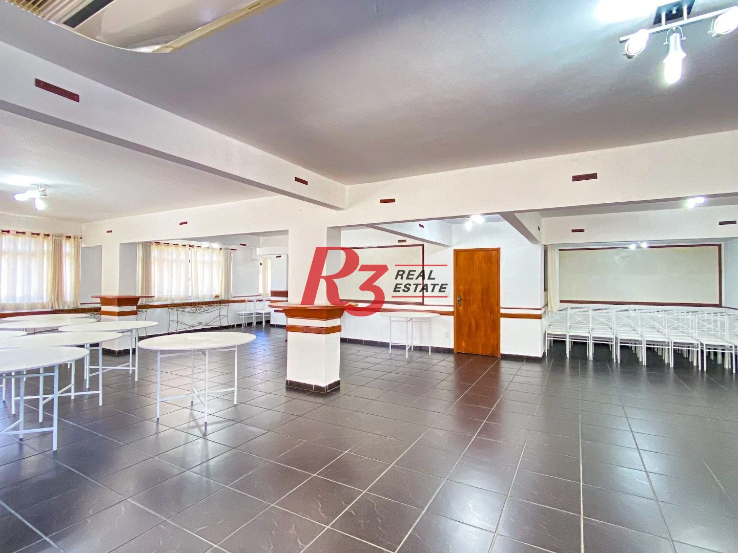 Apartamento com 3 dormitórios à venda, 152 m² por R$ 900.000,00 - Ponta da Praia - Santos/SP