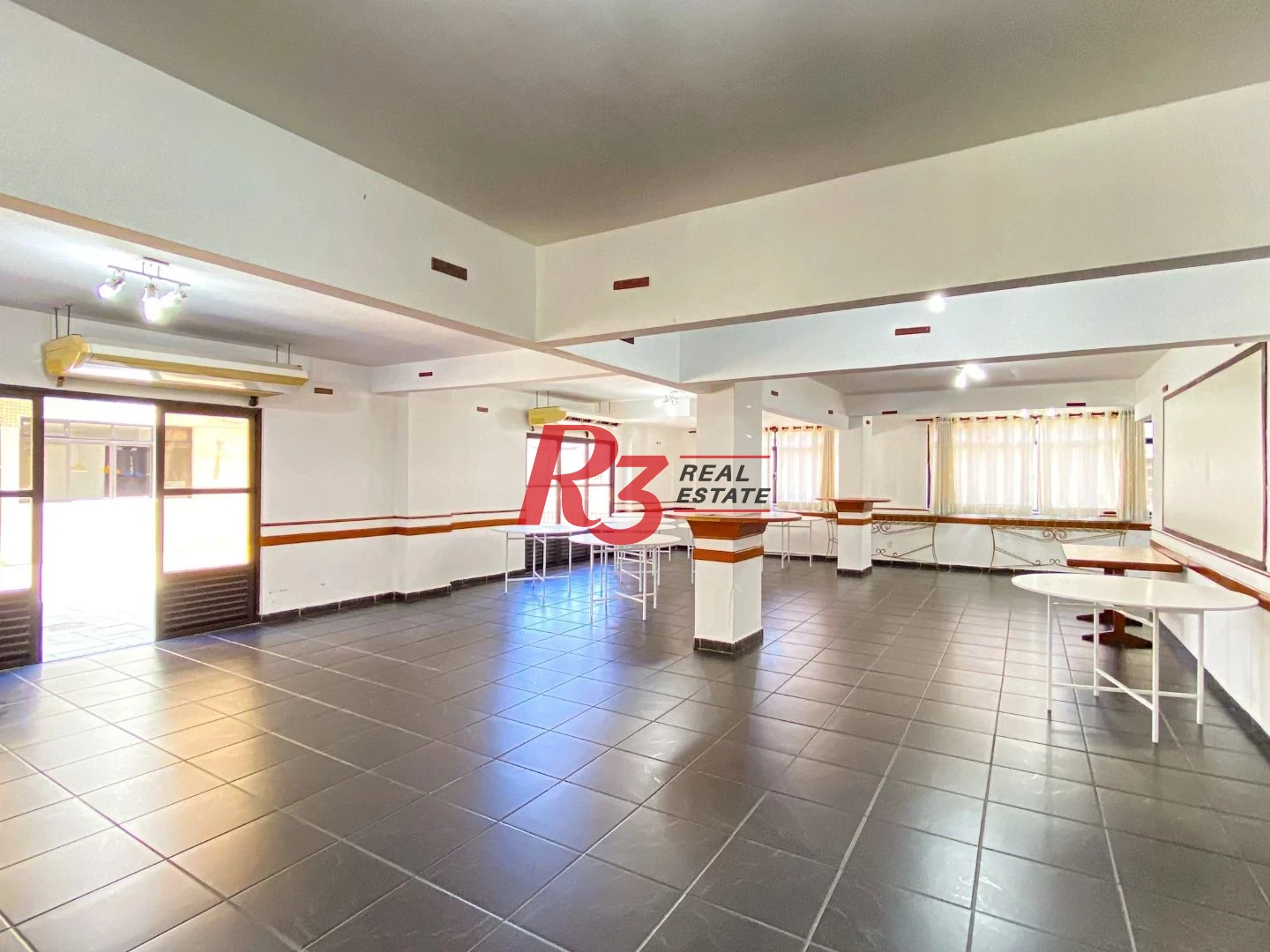 Apartamento com 3 dormitórios à venda, 152 m² por R$ 900.000,00 - Ponta da Praia - Santos/SP