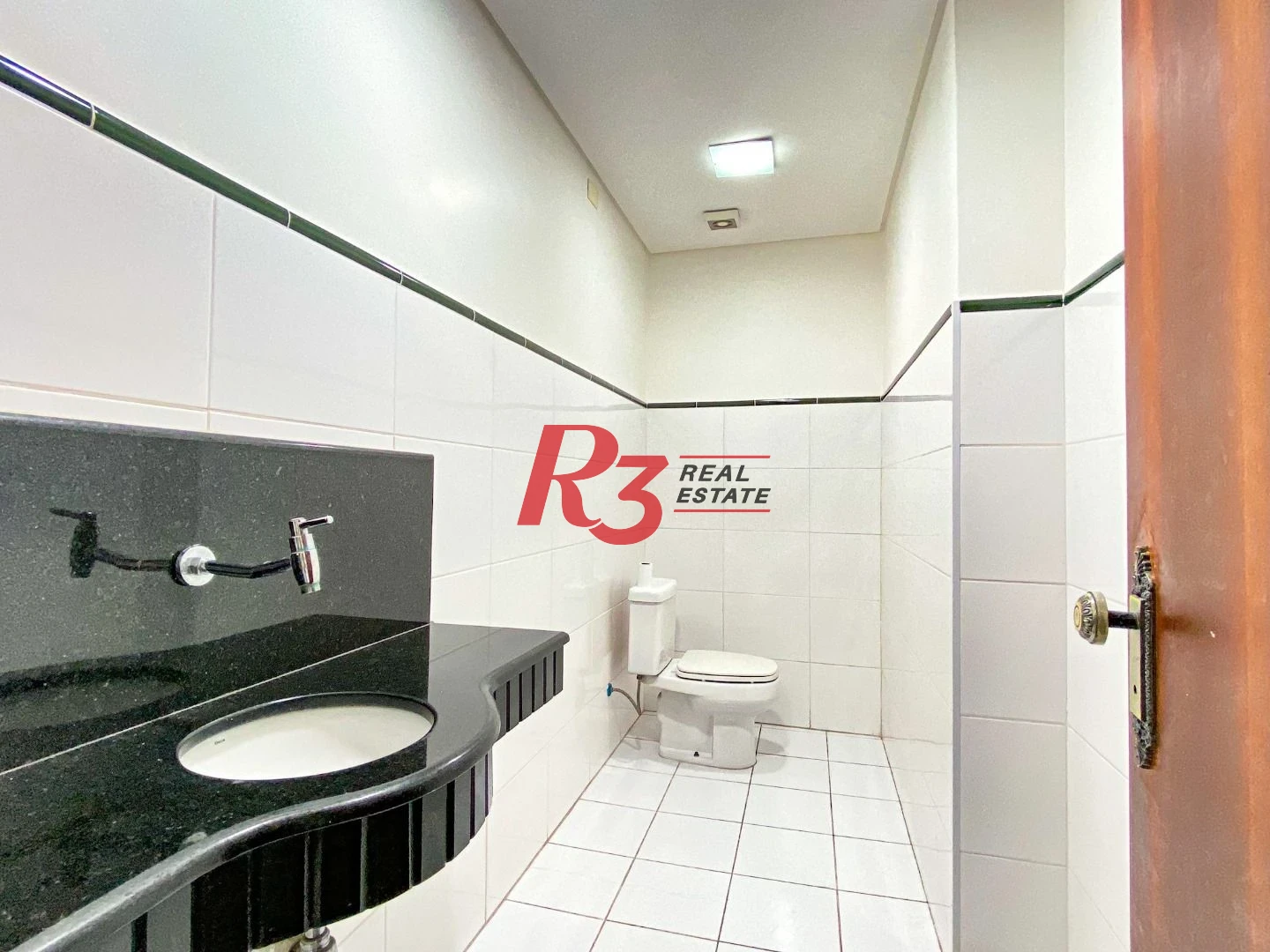 Apartamento com 3 dormitórios à venda, 152 m² por R$ 900.000,00 - Ponta da Praia - Santos/SP