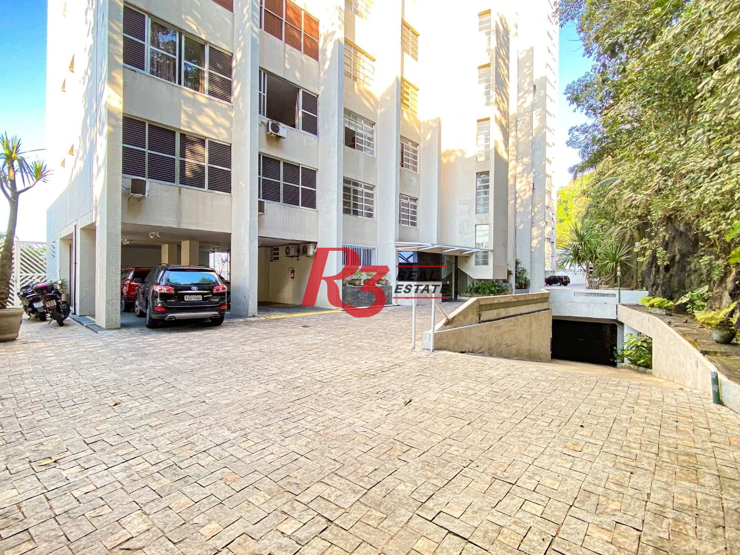 Apartamento com 4 dormitórios à venda, 235 m² por R$ 1.400.000,00 - Ilha Porchat - São Vicente/SP
