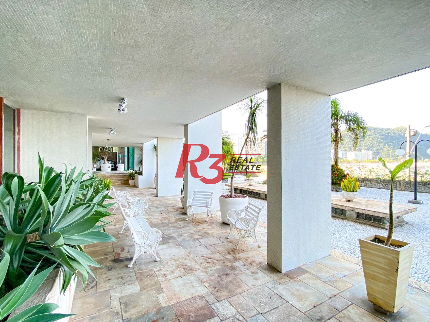 Apartamento com 4 dormitórios à venda, 235 m² por R$ 1.400.000,00 - Ilha Porchat - São Vicente/SP