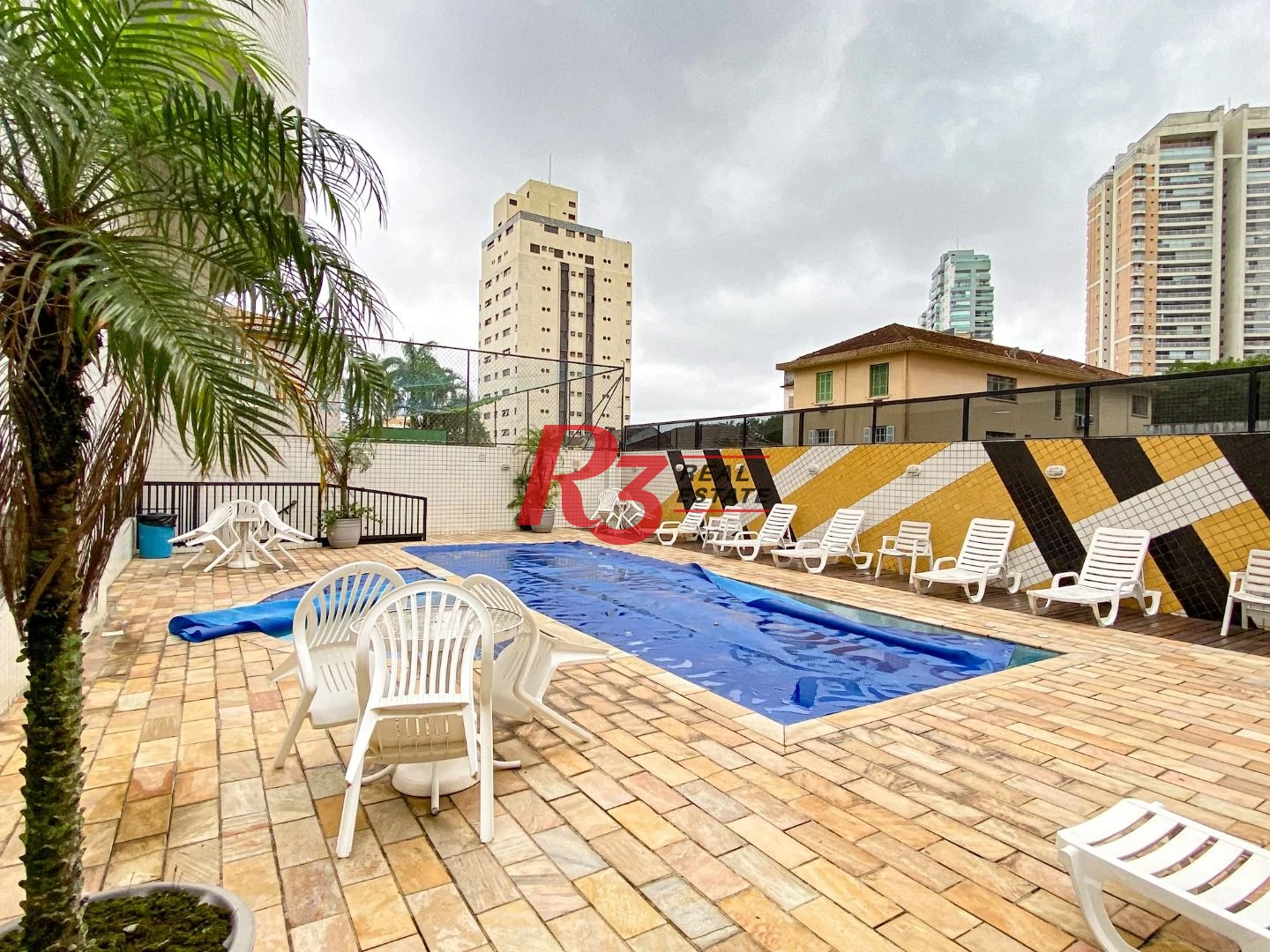 Apartamento com 2 dormitórios à venda, 102 m² por R$ 1.000.000,00 - Pompéia - Santos/SP