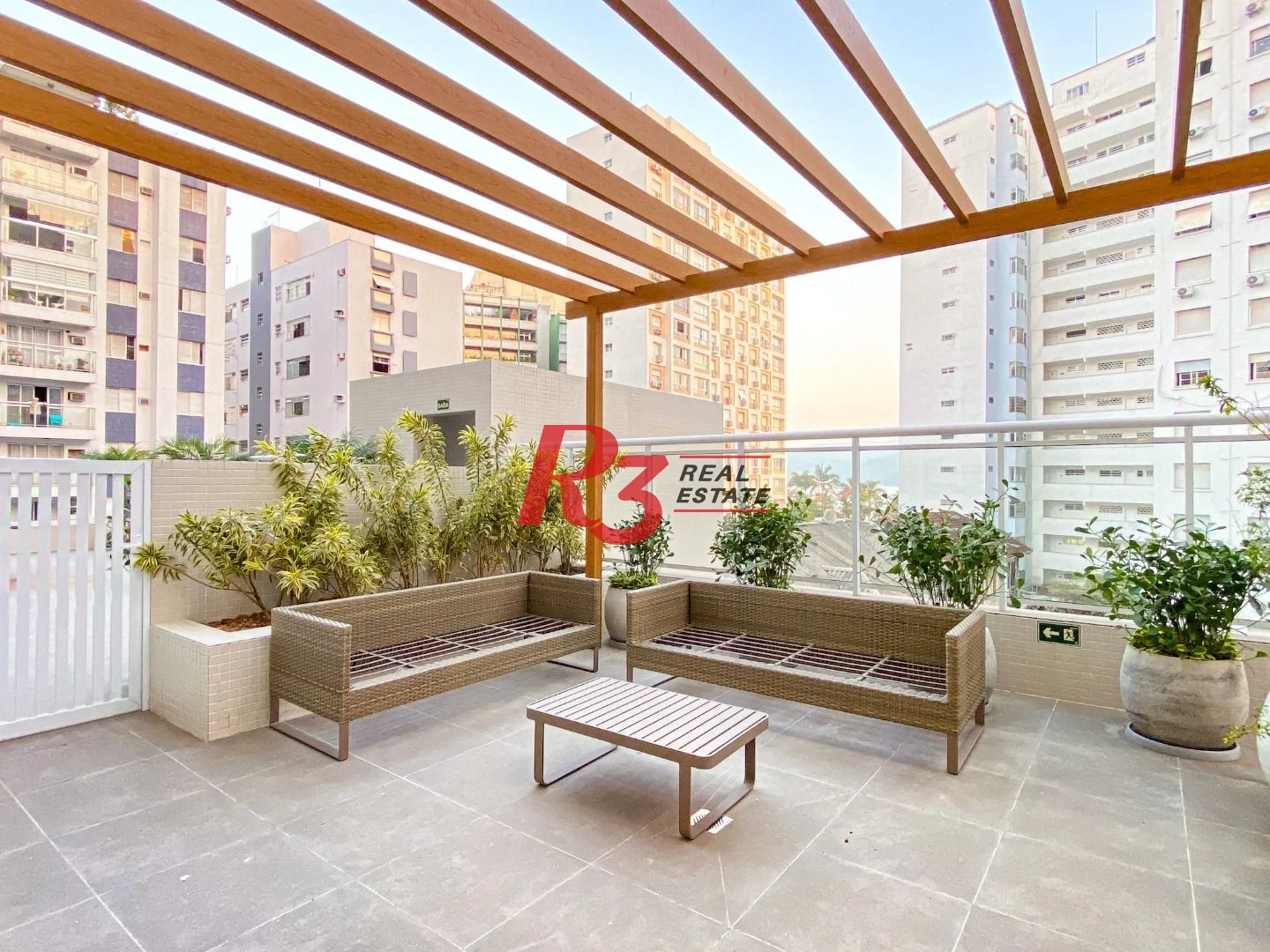 Apartamento para alugar, 94 m² por R$ 8.000,00/mês - Boqueirão - Santos/SP