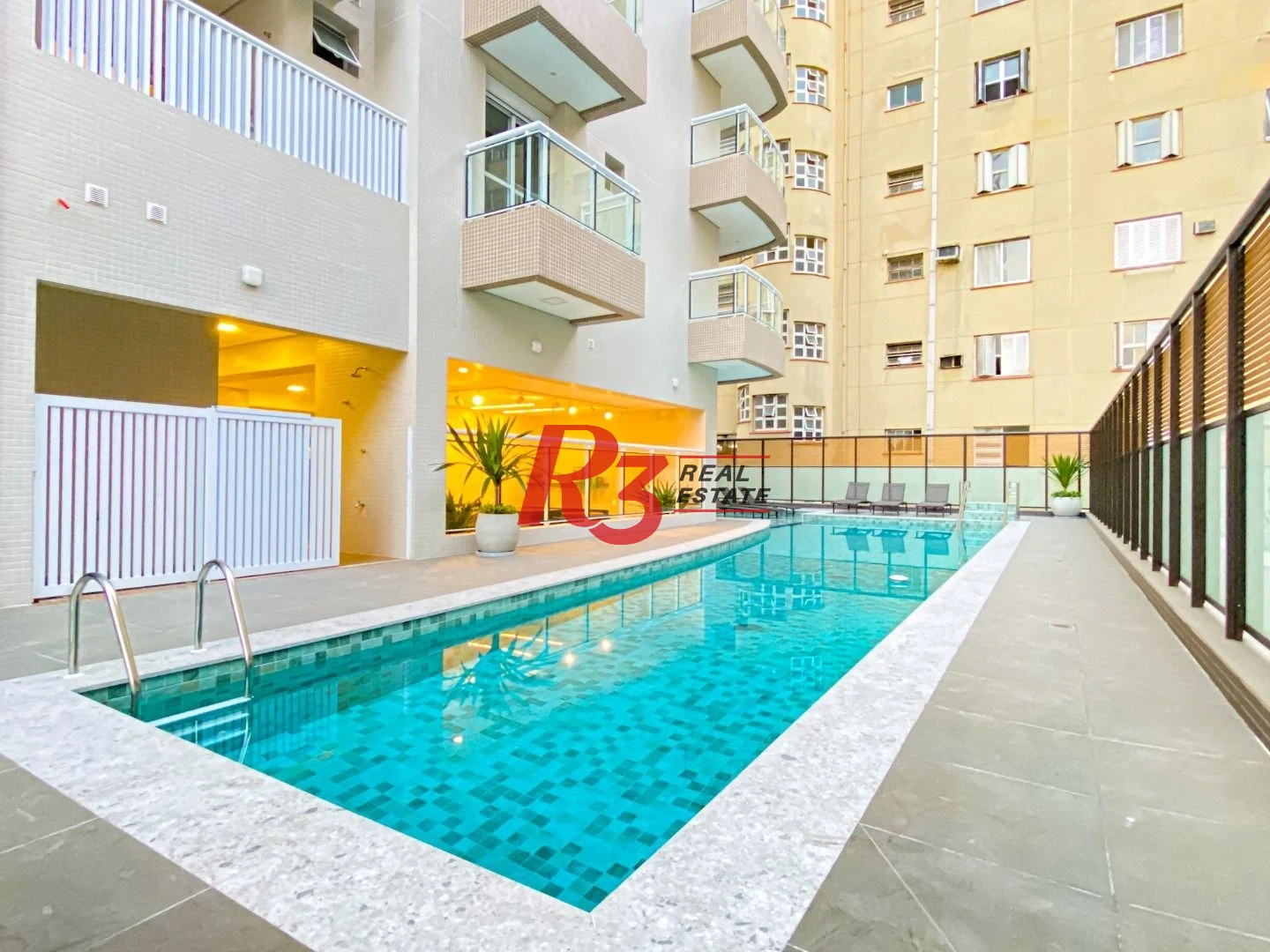Apartamento para alugar, 94 m² por R$ 8.000,00/mês - Boqueirão - Santos/SP