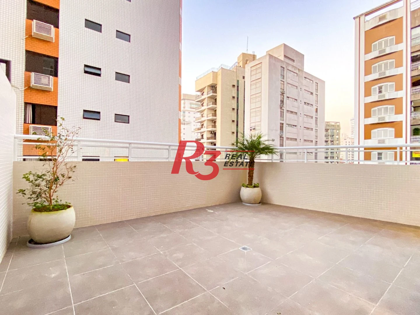 Apartamento para alugar, 94 m² por R$ 8.000,00/mês - Boqueirão - Santos/SP