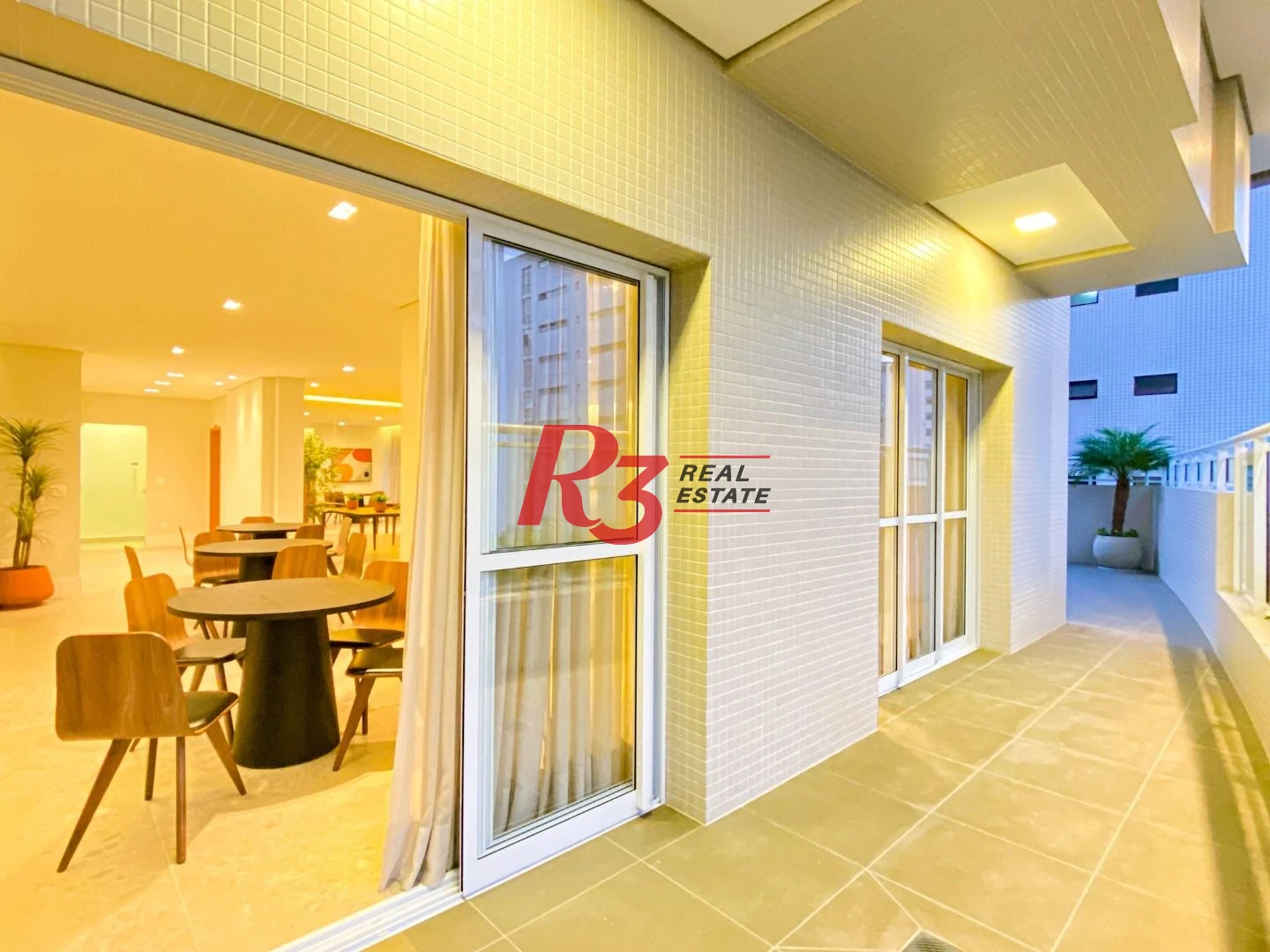 Apartamento para alugar, 94 m² por R$ 8.000,00/mês - Boqueirão - Santos/SP