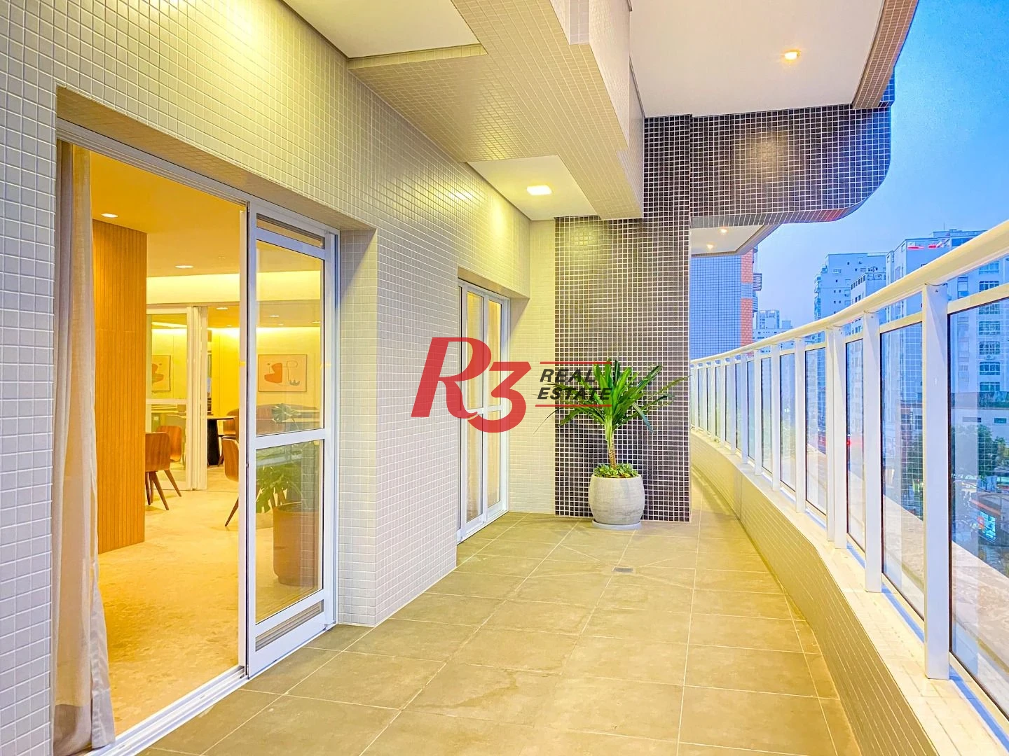 Apartamento para alugar, 94 m² por R$ 8.000,00/mês - Boqueirão - Santos/SP