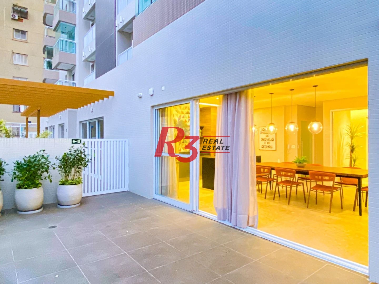 Apartamento para alugar, 94 m² por R$ 8.000,00/mês - Boqueirão - Santos/SP