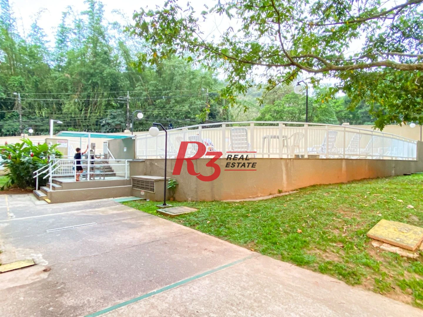 Apartamento com 2 dormitórios à venda, 55 m² por R$ 300.000,00 - Morro de Nova Cintra - Santos/SP