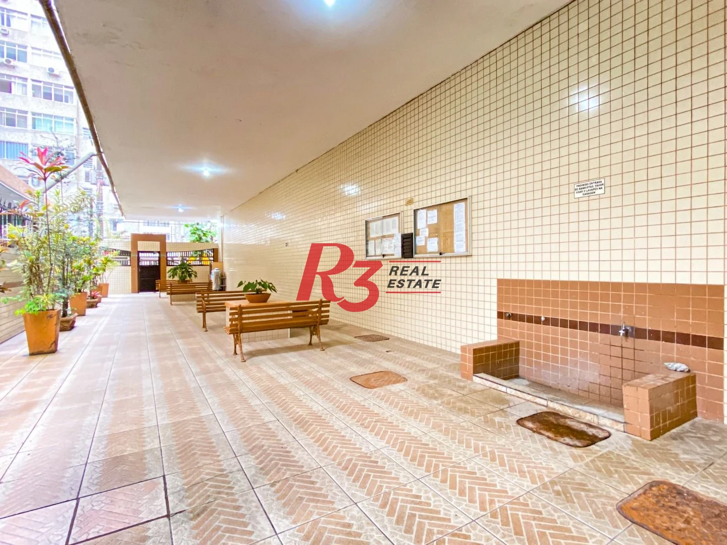 Apartamento com 2 dormitórios à venda, 60 m² por R$ 580.000,00 - Ponta da Praia - Santos/SP