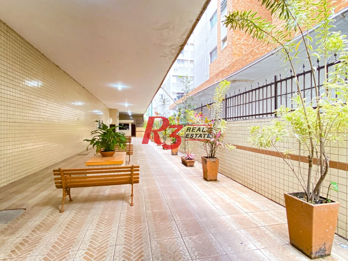Apartamento com 2 dormitórios à venda, 60 m² por R$ 580.000,00 - Ponta da Praia - Santos/SP