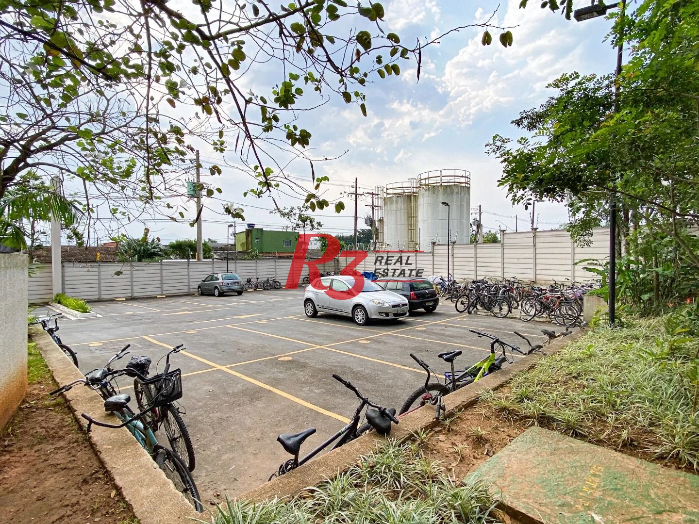 Apartamento á venda 2 dormitórios 1 Vg demarcada  Lazer Edifício Bem Ti Vi