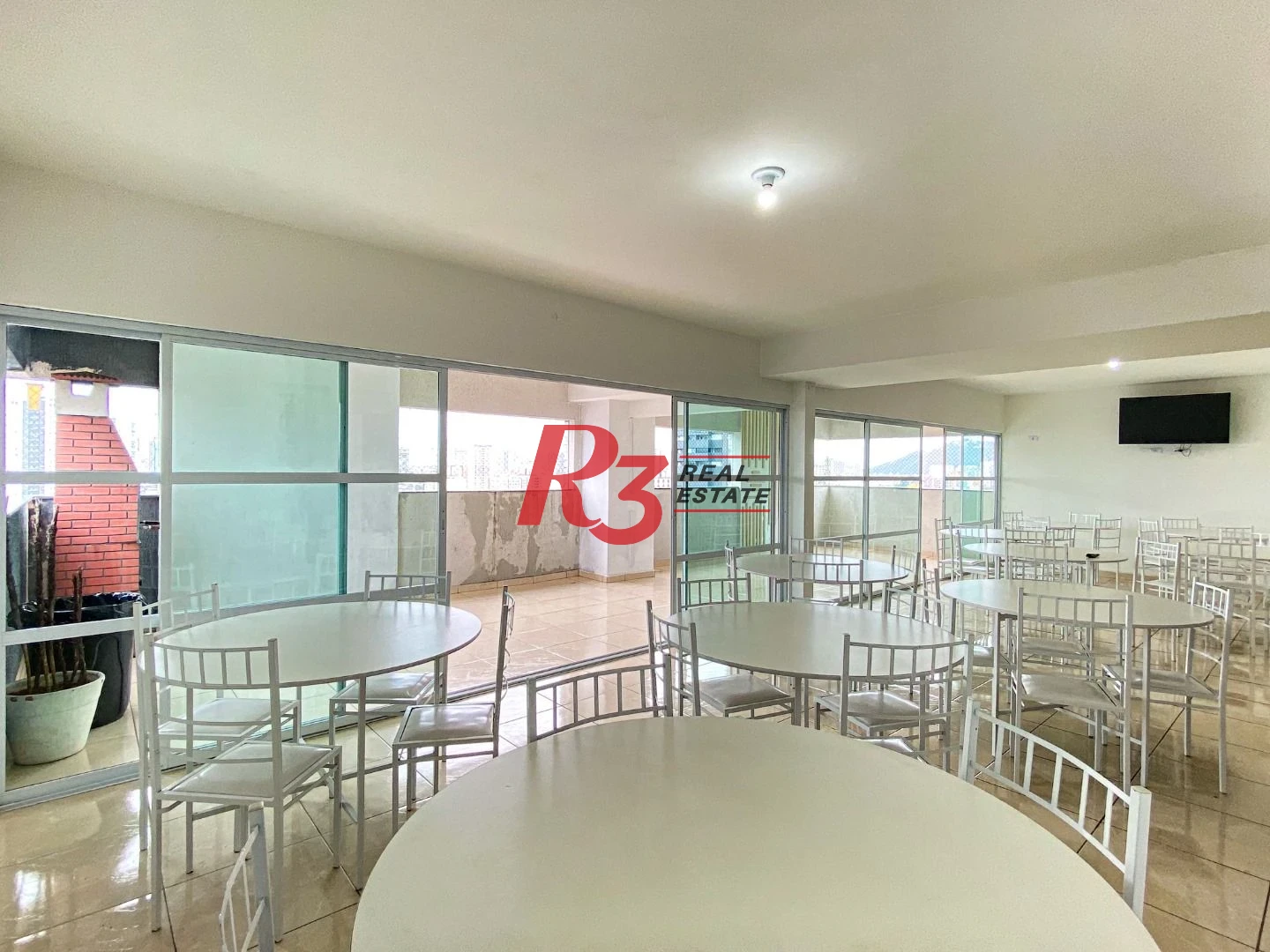 Apartamento com 1 dormitório à venda, 27 m² por R$ 300.000,00 - Macuco - Santos/SP