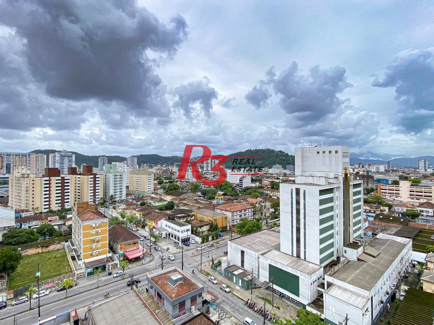 Apartamento com 1 dormitório à venda, 27 m² por R$ 300.000,00 - Macuco - Santos/SP