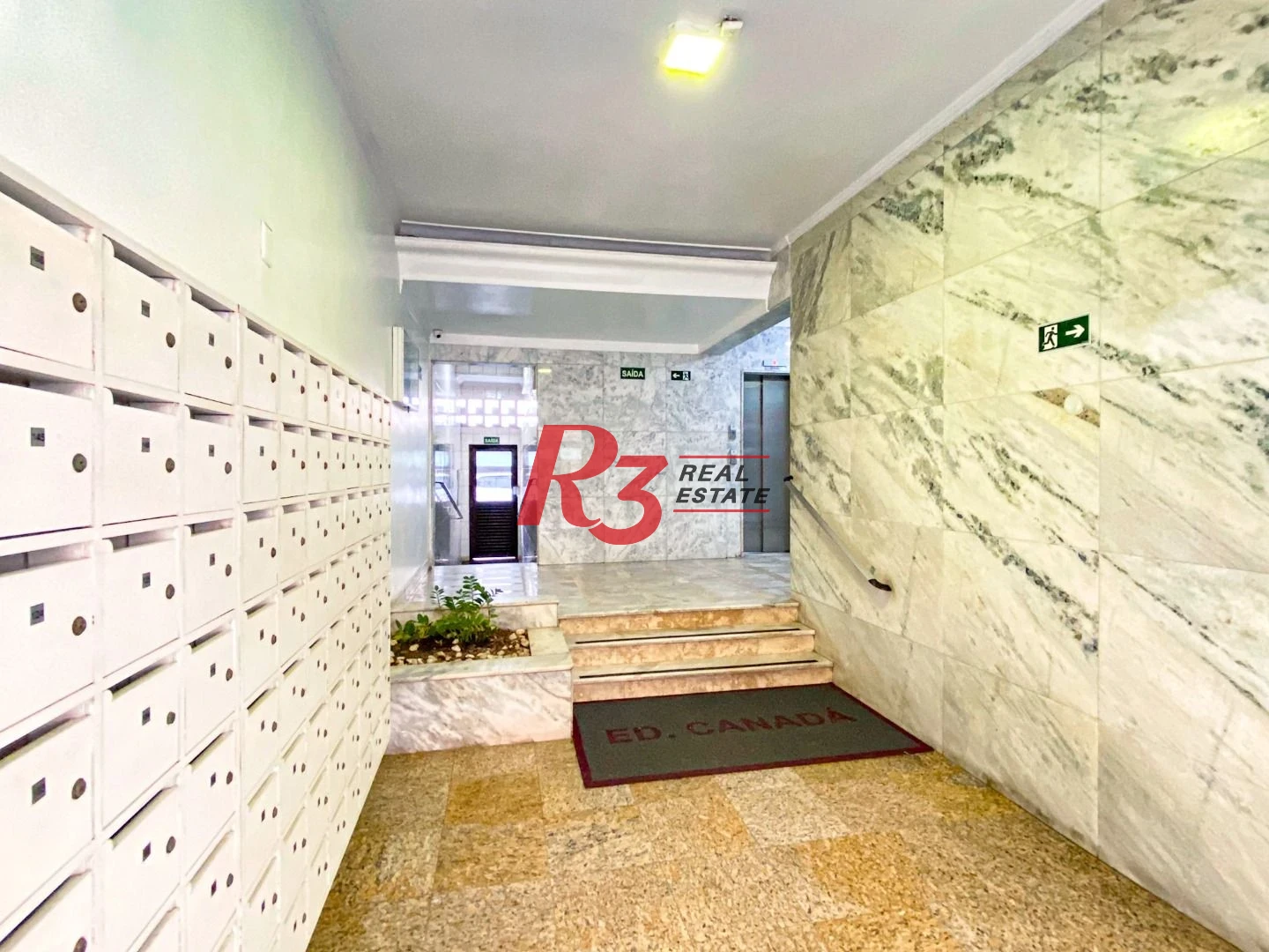 Apartamento com 2 dormitórios à venda, 108 m² por R$ 895.000,00 - Embaré - Santos/SP