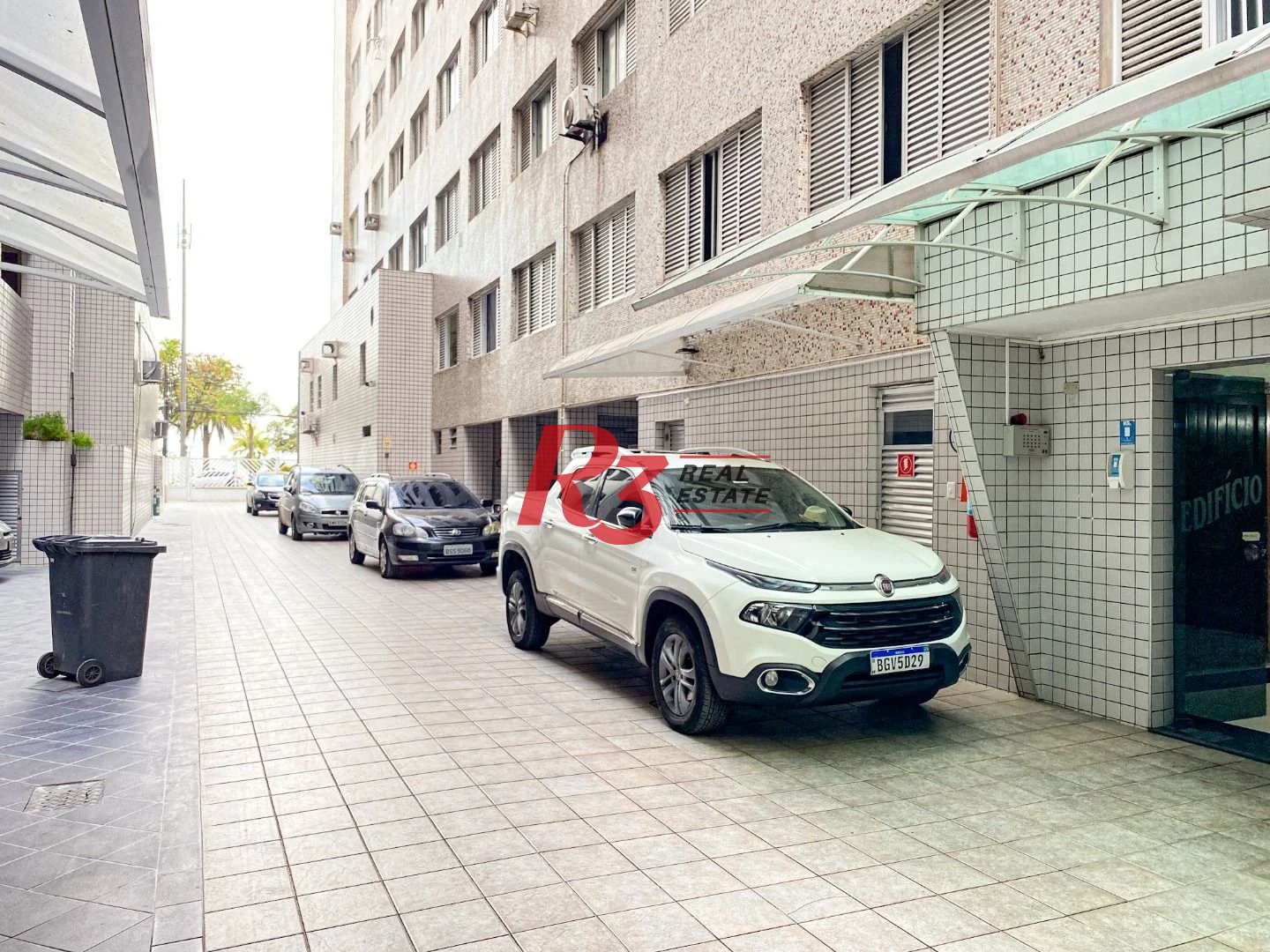Apartamento, 130 m² - venda por R$ 999.999,00 ou aluguel por R$ 8.520,00/mês - Gonzaga - Santos/SP