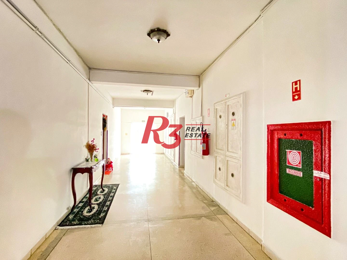 Apartamento com 3 dormitórios à venda, 104 m² por R$ 550.000,00 - Campo Grande - Santos/SP