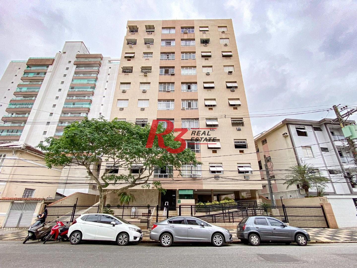 Apartamento com 3 dormitórios à venda, 143 m² por R$ 600.000,00 - Campo Grande - Santos/SP