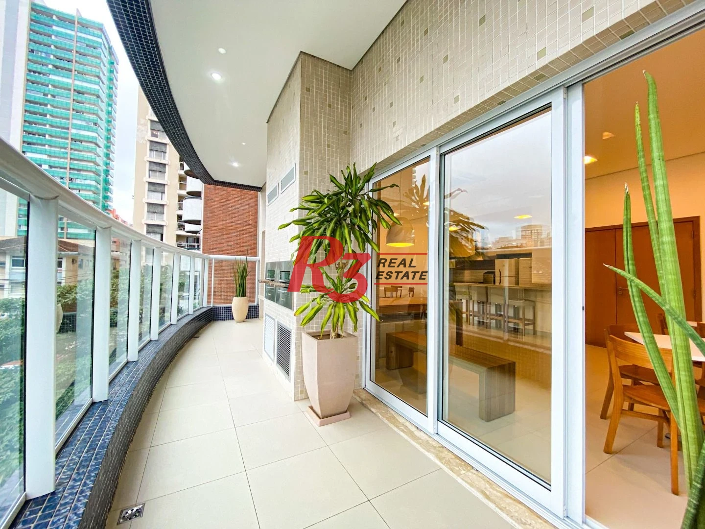 Apartamento Duplex com 3 dormitórios, 217 m² - venda por R$ 3.800.000,00 ou aluguel por R$ 35.000,00/mês - Boqueirão - Santos/SP