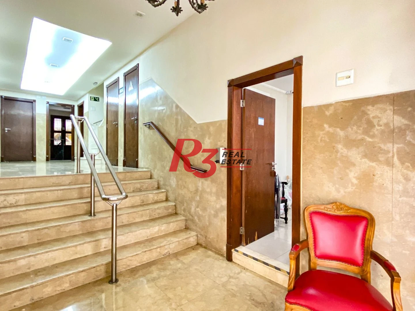 Apartamento com 3 dormitórios à venda, 160 m² por R$ 1.300.000,00 - Aparecida - Santos/SP