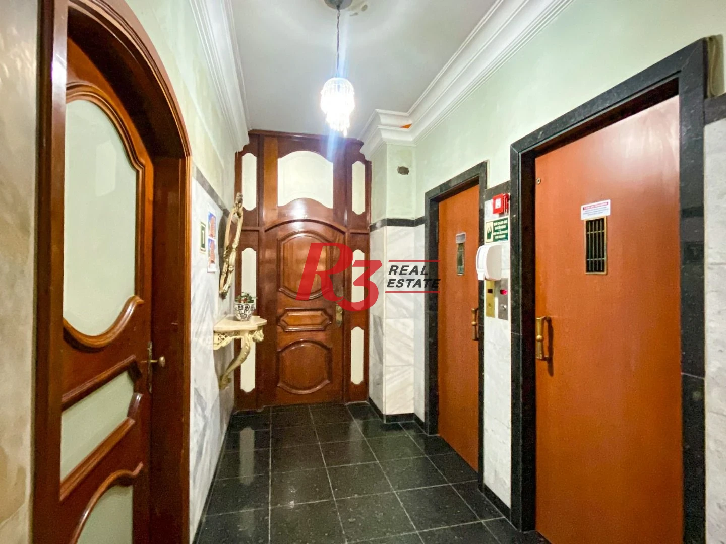 Apartamento com 2 dormitórios à venda, 89 m² por R$ 480.000,00 - Boqueirão - Santos/SP