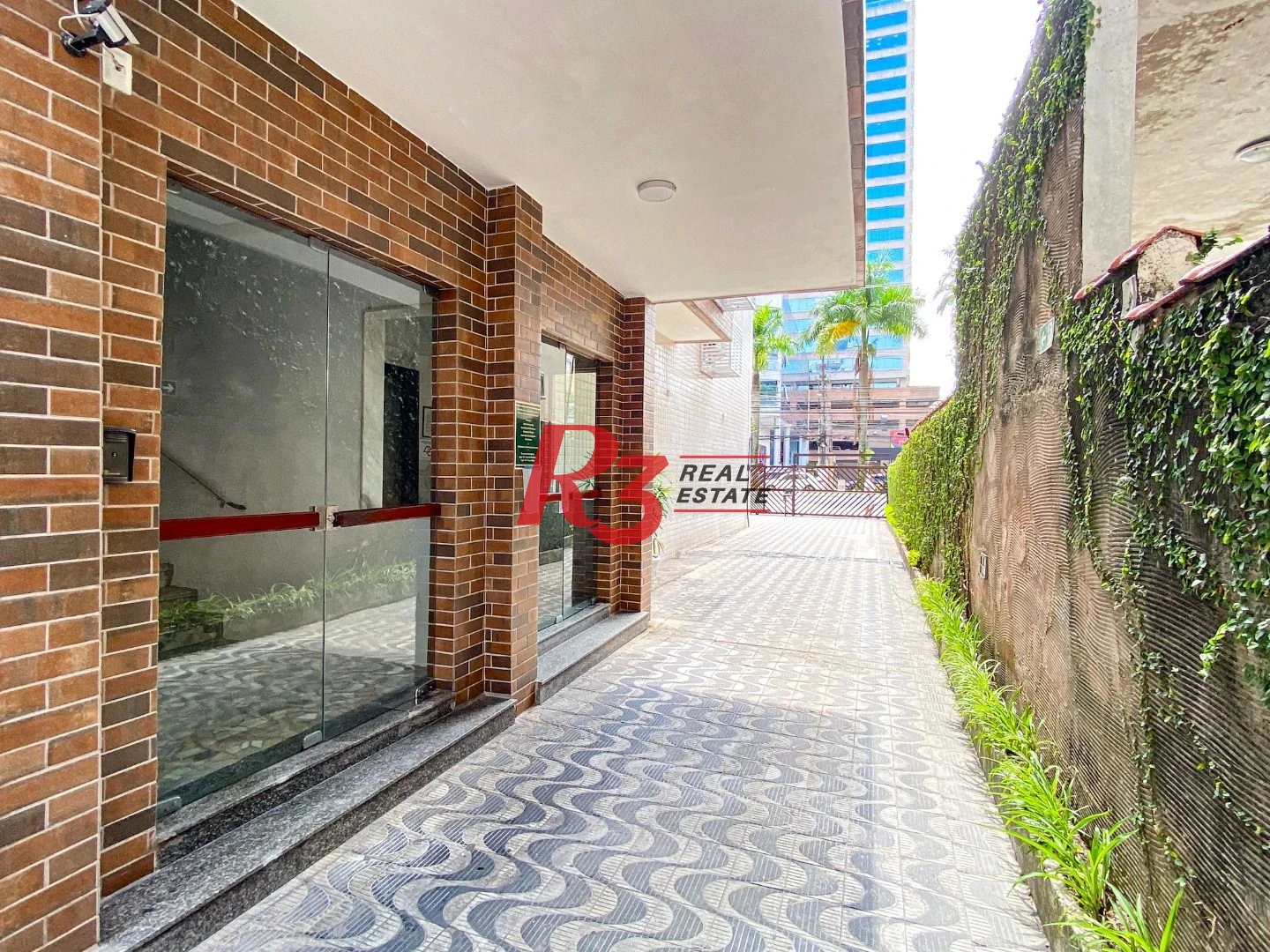 Apartamento com 3 dormitórios à venda, 120 m² por R$ 739.000,00 - Gonzaga - Santos/SP