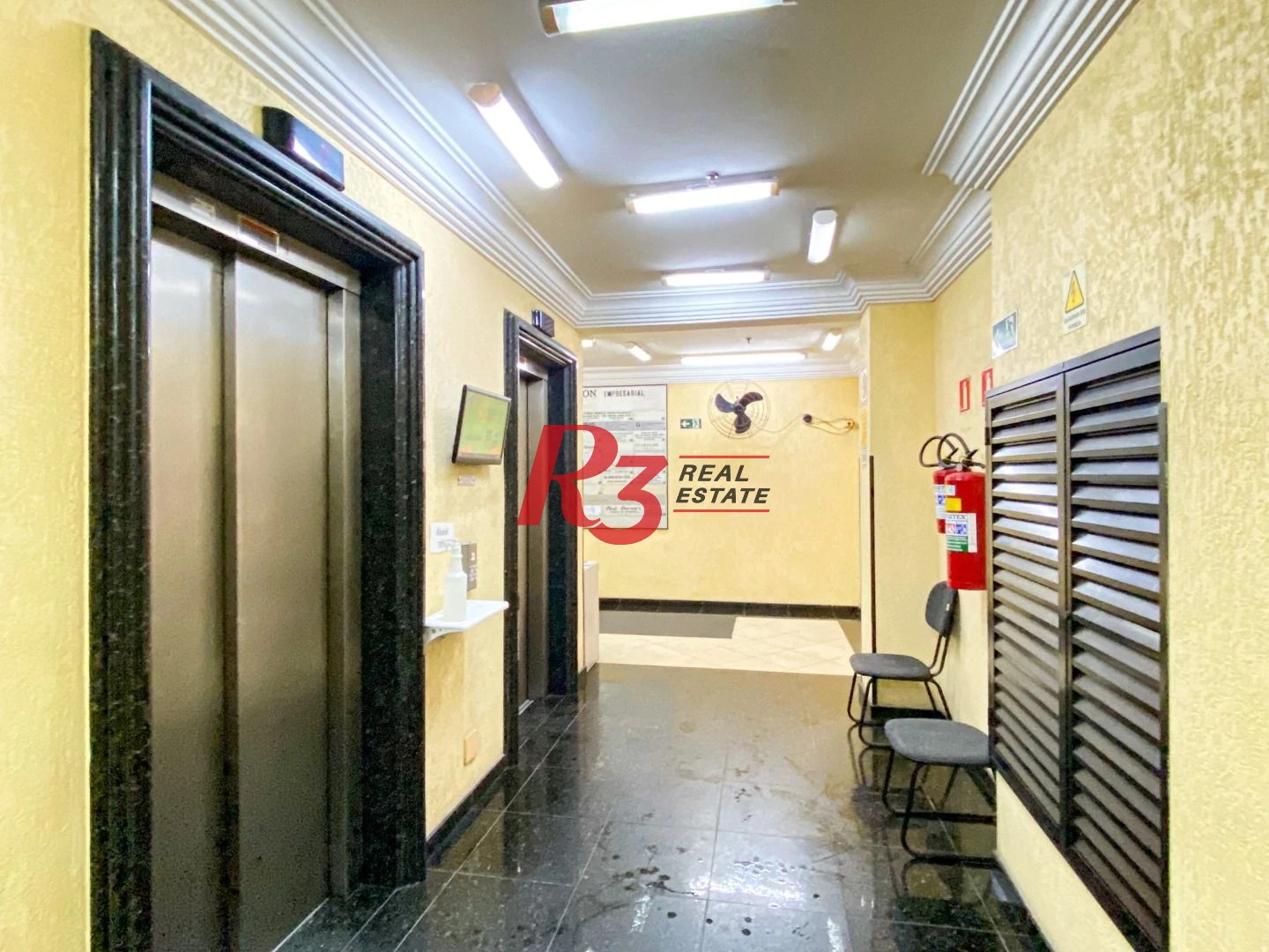 Sala para alugar, 44 m² por R$ 2.900,02/mês - Gonzaga - Santos/SP
