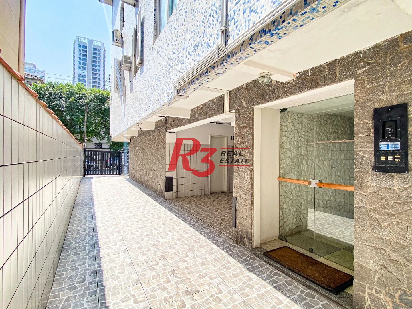 Apartamento com 3 dormitórios à venda, 103 m² por R$ 660.000,00 - Boqueirão - Santos/SP